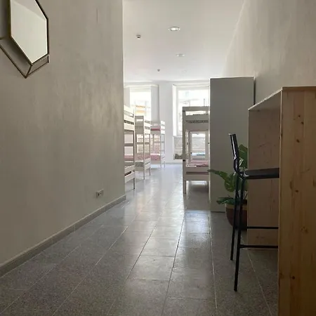 Casa Augusta 3 Hostel *